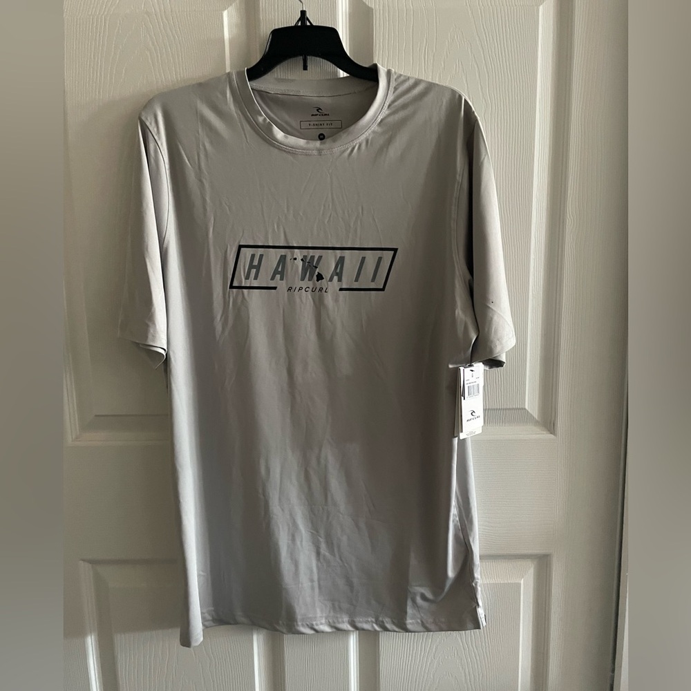 RIP CURL Hawaii Chain Connection Short Sleeve Rash Guard T- Shirt Fit Grey